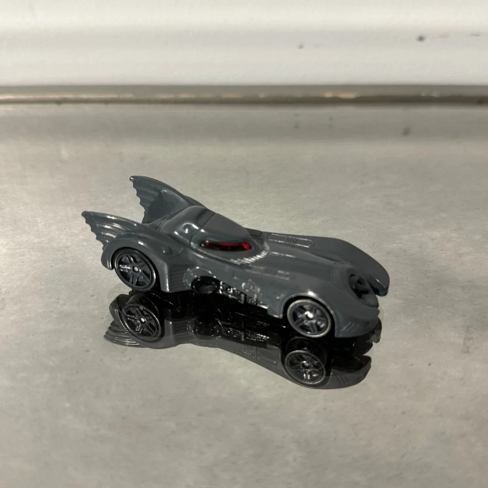 Hot Wheels Batmobile Dark Grey Diecast Car 2018 Mattel DC Comics L06